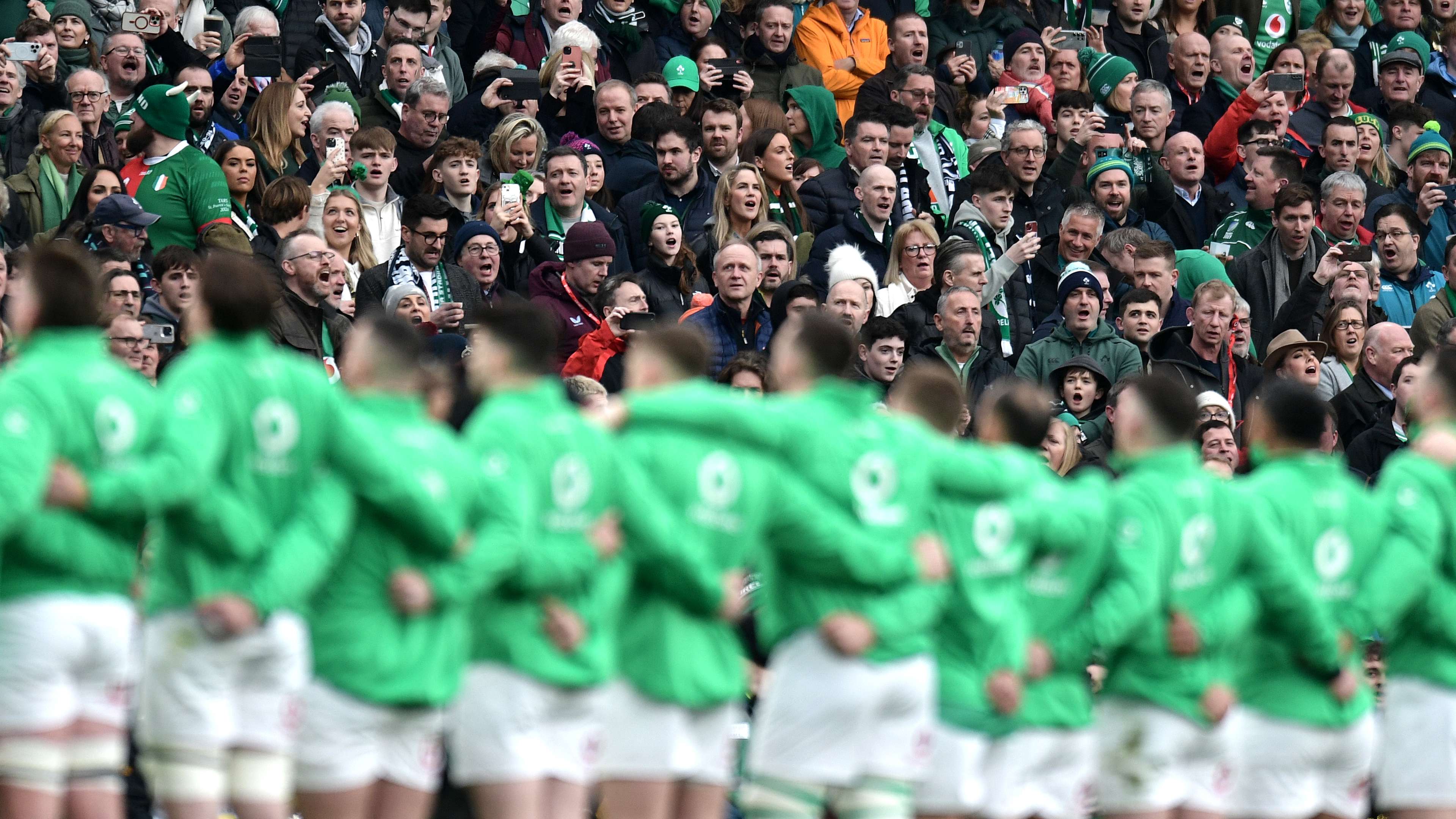 瓜帅依然强 瓜帅依然强